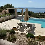Villa Vounaria Villa *
